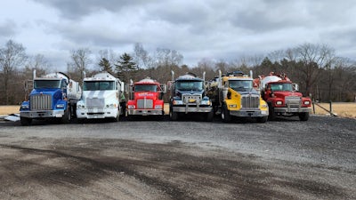 6 Trucks