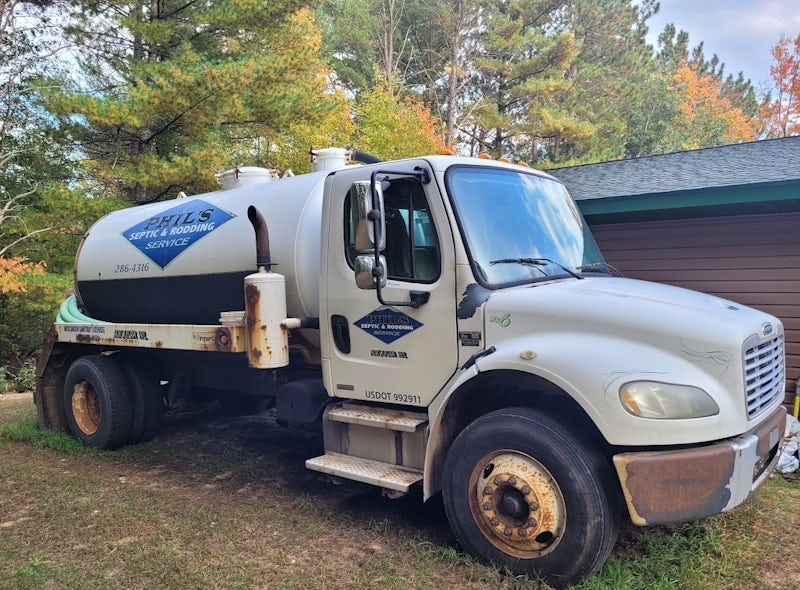 2002 Freightliner Business Class M2 Septic Truck